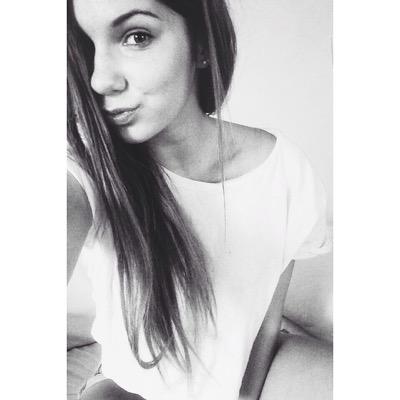 15|| Singing, Piano and guitar || ❤️ 1D ❤️ Janoskians ❤️ Beyoncé ❤️ Miranda Sings ❤️