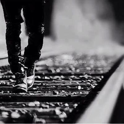 *


سَ اَعيشش عَ آملٌ آن گل شَشيء 
      سيتححّقق ذات يوممَ ♡