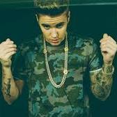 soy bilieber directioner  arianator selenator igoista etc espero que me sigan en twitter #BILIEBER FOREVER #Screamers