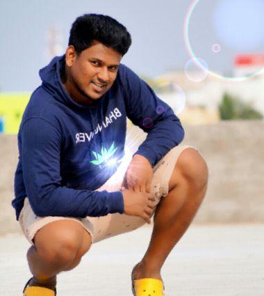 AN ENGINEERING STUDENT/DIE HARD FAN OF THALA AJITH ,THALA DHONI