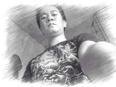 am_i_franz's profile picture. i'm not weird, i'm just a limited edition