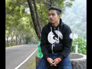kasih sayang , keluarga, teman !!  Live to ride , ride for fun,MEMBER OF AEC CC