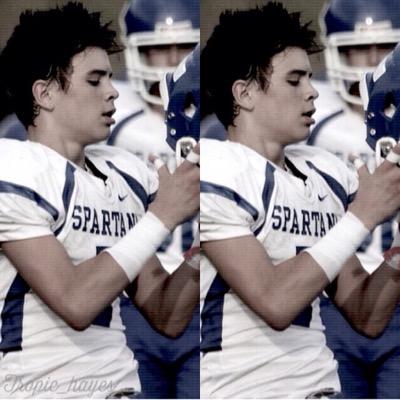 32Emiilyy's profile picture. 