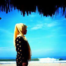 an ordinary girl who love jalanjalan