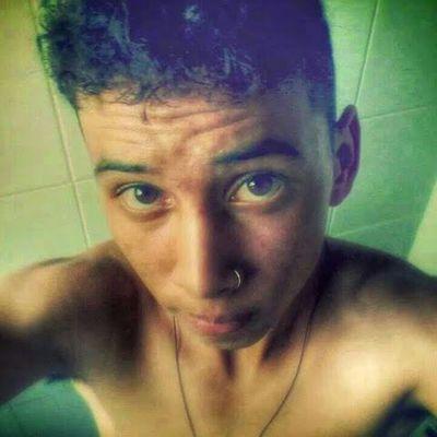 Quando morrer, quero ser cremado 
Para que minhas cinzas alimentem as ervas, 
E as ervas, alimentem a mente dos loucos. Loucos como eu.