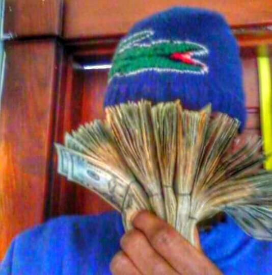 Make A Broke Nigga Pay Attention