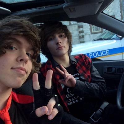 Just a depressed photo lost in the memories of EP. Don't get me wrong, I love them both very much and want them to be happy. RIP ExclamationPoint!