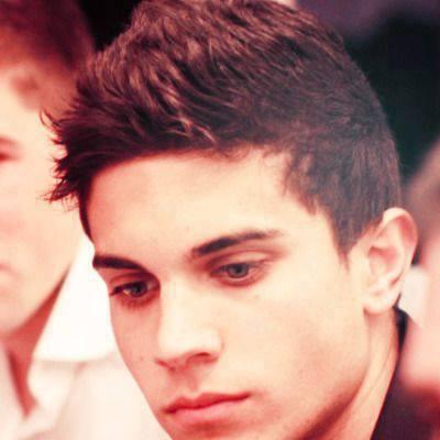 simon1_francois's profile picture. 