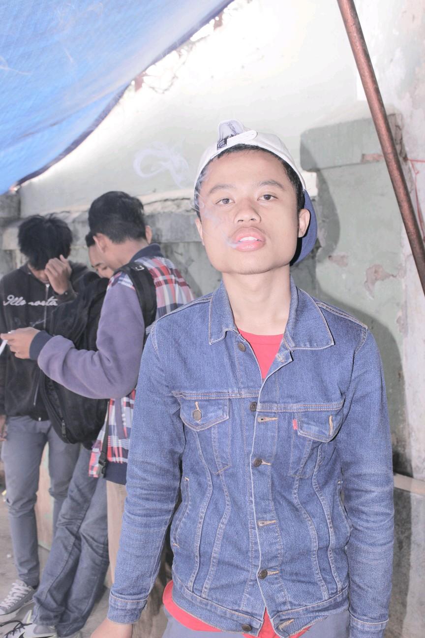 Suwandi_andi2 Profile Picture