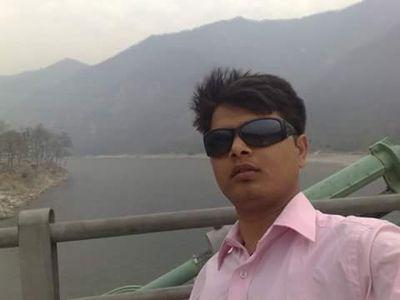 फूलको आँखा मा फूलै संसार
काडा को आँखामा काडै संसार