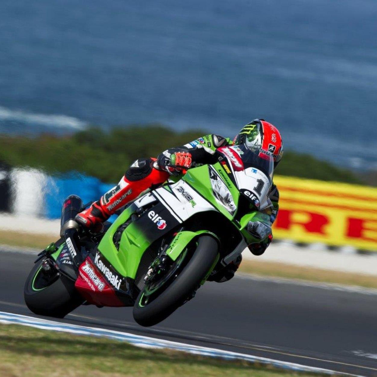 Dennishooix's profile picture. ' Kawasaki Racing Team ' Simoncelli † '