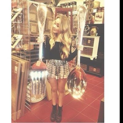 Sabrina is the name Follow us ✋ Comment all our pic with : Fan n*1 of Sabrina N.Z M.K  Help us to get 100 followers tell next week