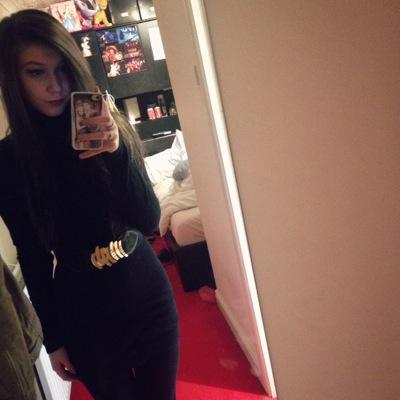 megshewitt_'s profile picture. Currently studying Music, Drama and Psychology | Disnerd | Childrens entertainer | Virgo | Optimist :)