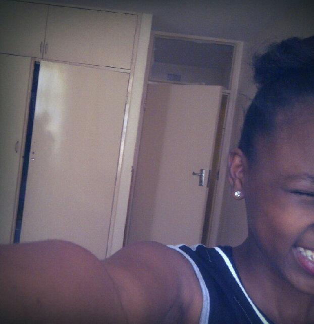 live . love . laugh • #OBEY . #GodFirstBro♡ • The Weeknd♡✖ • Friends♡ and Family♥ • laughter • I'm happy ! :D • swimming* tennis*   . • (: