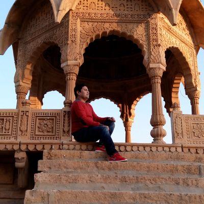 Farzand-e-Hind, with pride in India's past & confidence in Her future.