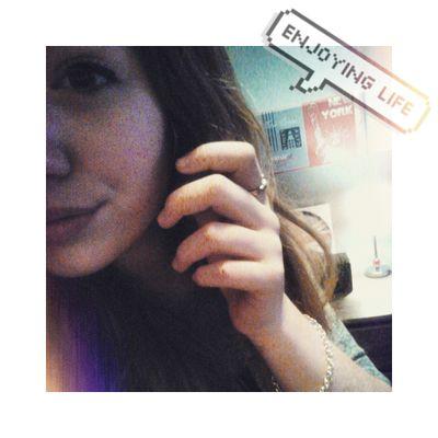 // Anaëlle. 11 yo. Directioners and Smilers. French \\