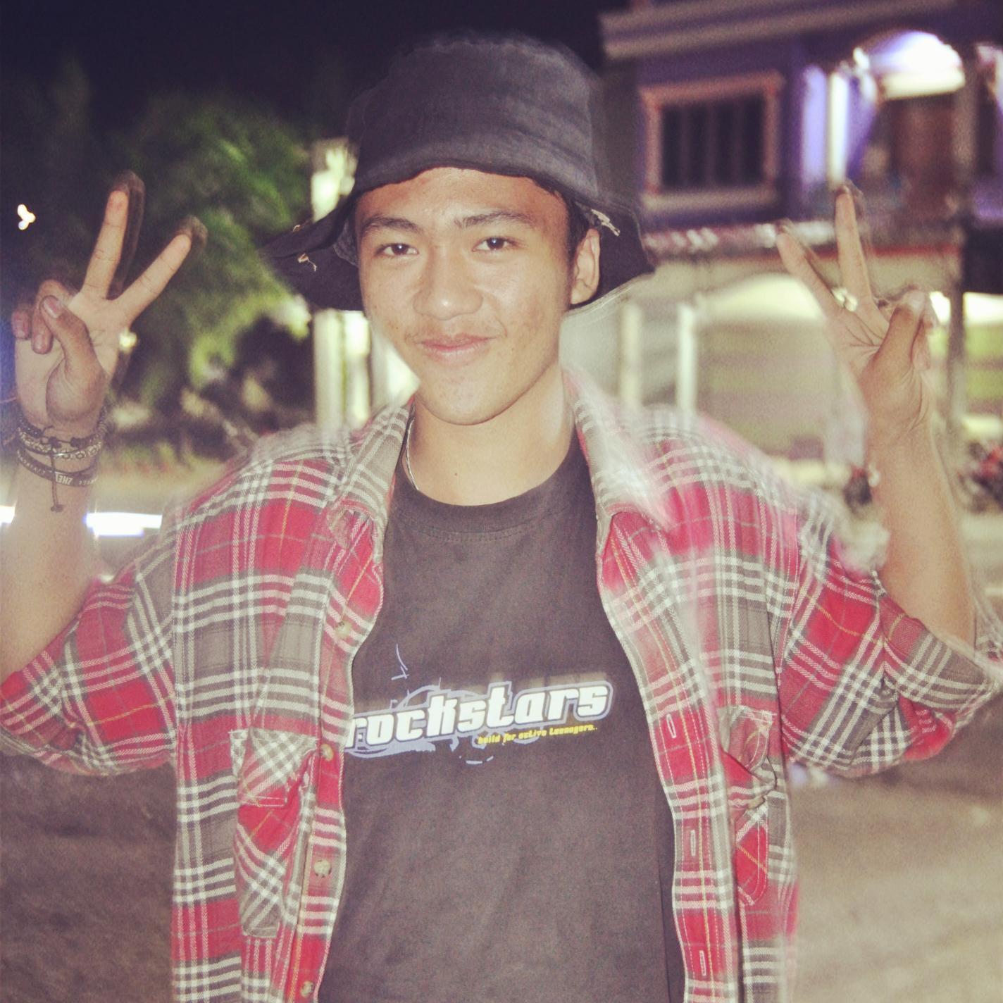 sarwan haris  6 maret 1998  follback just mention