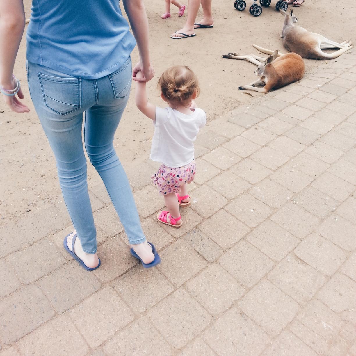 Hey, I'm Emily. Writer at http://t.co/At3cCaNvqL. 
Mumma, Australia, Food Lover, Flower Picker, Trashy Reality TV Watcher and Admirer of Simplicity