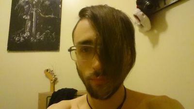 Gui Hed : Guillotine Head
Original Guitarist : $urgeon$