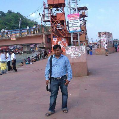 Desh ka Banda/ No interest in any other ideology other than the constitution of India
