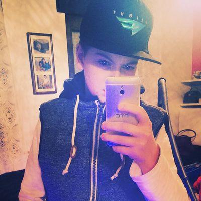 AlexDner's profile picture. 