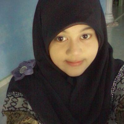 elmydayah's profile picture. Ini lah aku apa adanya belajar untuk sukses dan berusaha membahagiakan orang tua.   Lahir 9 mei 1996