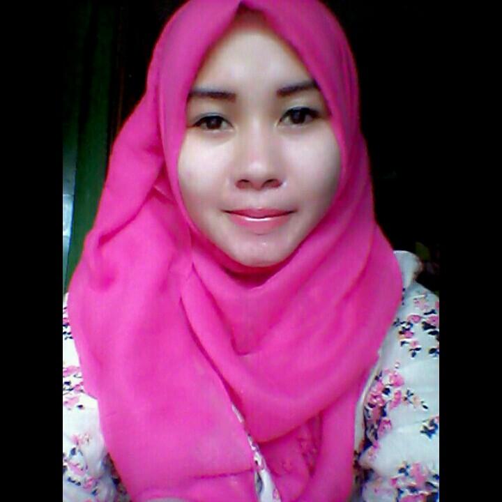 rezhaa13's profile picture. ♡ Allah | mahasiswi tingkat akhir.