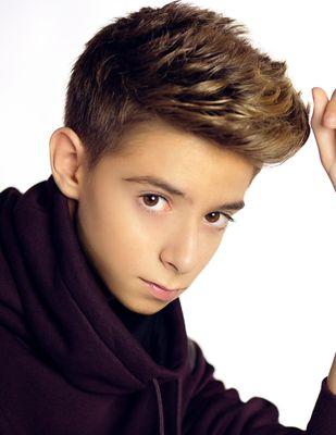 Cuenta dedica al amor de David Parejo en Dos Hermanas.David Parejo.
Instagram; @Davidparejodoshermanas Cuenta presonal : terrerotcdh