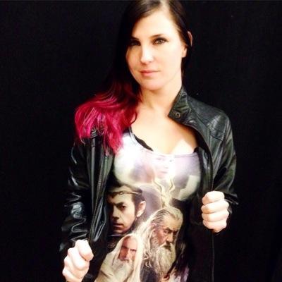 iWrestlingLeva's profile picture. Wrestler, Geek, Cat lover, just basically a woman who loves to kick ass. [Not @WrestlingLeva.]