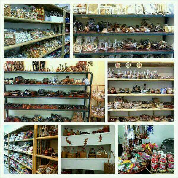 Oleh oleh khas Lombok Jln. Pejanggik 47C - Pajang
tjkhaslombok@yahoo.com
fb:tjkhaslombok@yahoo.com 0811401289 - 087700036688
Mataram NTB
