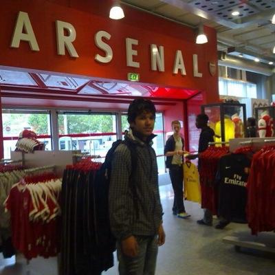blessuAA's profile picture. Gooners + FC Barcelona family.. love watching them