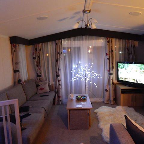 Luxury caravan rentals on fabulous site.. Entertainment, 3 swimming pools/ lazy river, go karts, football, tennis, basketball, arcade, 3 clubs!!!