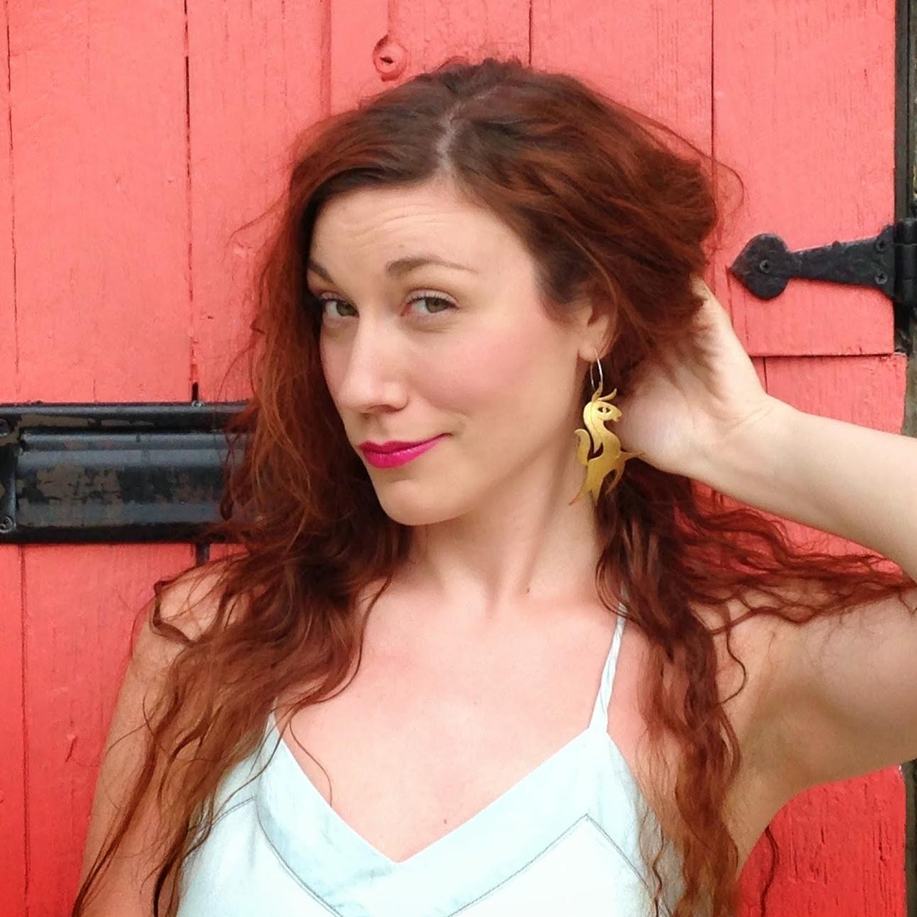 chicagoan, writer, blogger, @untoward_mag co-editor, jeweler, mermaid, rockhound, pickle enthusiast.