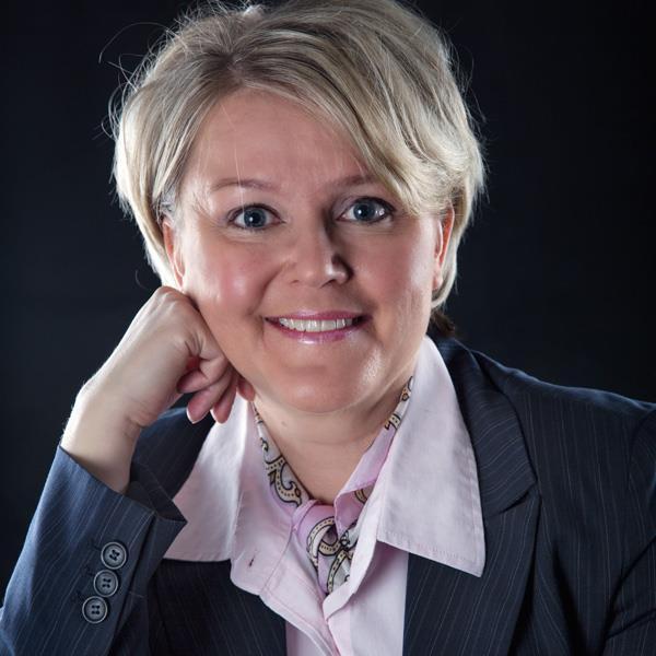 Viestintä- ja markkinointijohtaja @digita_fi #media #digitalisaatio #kehittäminen #kehittyminen niin työssä kuin ihmisenä. Sydäntä lähellä #lapset #hyvinvointi