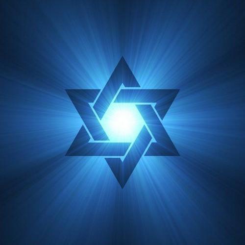 Ahava1803's profile picture. Mujer virtuosa, fuerza y honor son su vestidura; Y se ríe de lo por venir. Abre su boca con sabiduría, Y la ley de clemencia está en su lengua.