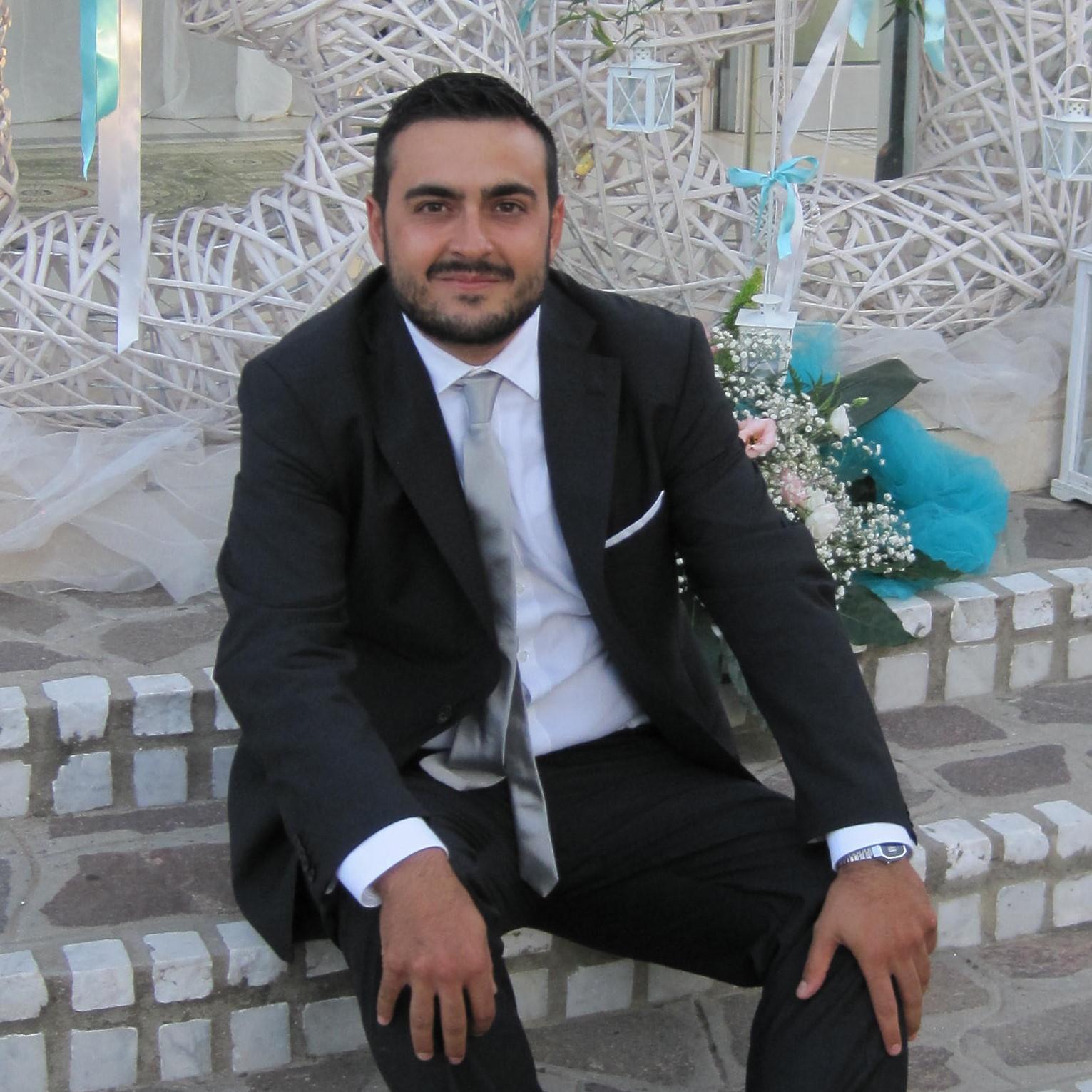 elio_more's profile picture. 