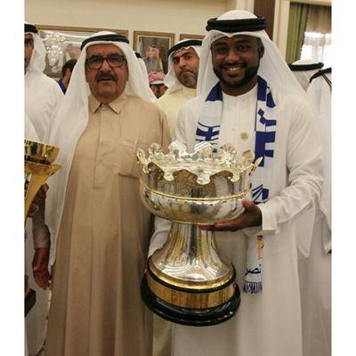 ممثل مسرحي و مشرف رابطة مشجعين نادي النصر الإماراتي Instagram : SALAHUAQ12