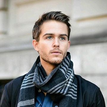 I GAVE YOU A FREE FOLLOW SO FOLLOW @jacob_cyrus HE IS A FASHION BLOGGER