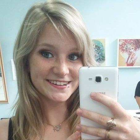 ,,--Talvez eu não seja a pessoa que todos acham que sou -'-    #Renaan melhor #Kaaau vida #Nadi minhaa princesa não posso perder vocês :s
