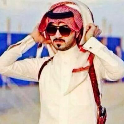 لحظه طلبتك خفف إعجابك شوي 
القلب توّه من جـروح الجفا طاب 

ماودي أعشّمك يــا صـاحبي بشي 
ماعاد فيني حيل . لمفارق أحباب”