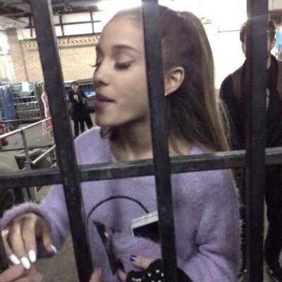 calumremix's profile picture. read a book