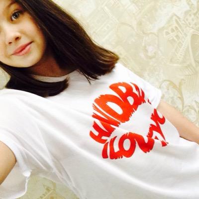 OSltGgcQNgQzRrE's profile picture. занимаюсь гандболом⚽️Гандбол-это жизнь❤️✌️