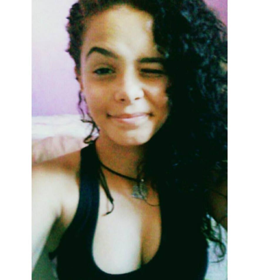 BabiiGrint's profile picture. #Bora falaaa !