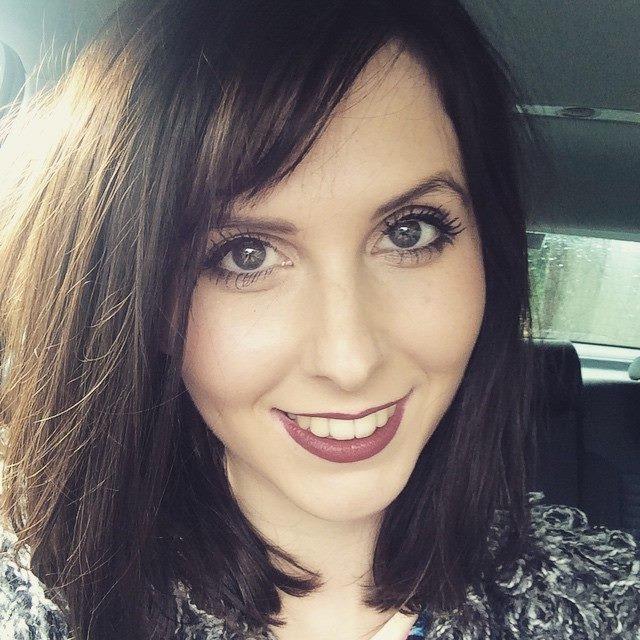 Im Charlotte,a 27 year old Graphic Designer. Freelancer, ISTD award winner and lover of all things creative. See my work here- https://t.co/HcjhuZqhyH