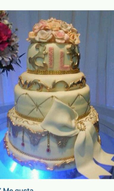 Todo lo relacionado al bello arte de la repostería. Repostería artística. Cumplimos tus sueños.