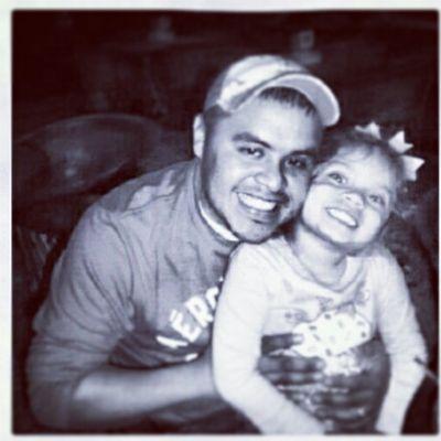 acosta_eze101's profile picture. keepin it real