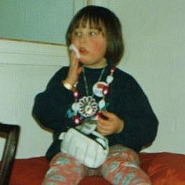 LaBennett_'s profile picture. She/her ❤️🏳️‍🌈

Here for books, feminism, climate action, social activism & occasional appreciation of animals just doing their thing.