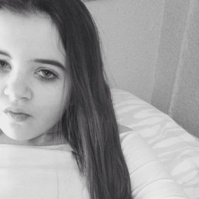 I'm Nicole I'm 13 love music and my friends and family young photographer blogger on wordpress inbeetweeners message fir my personal photo/selfie tips