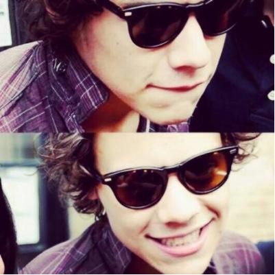 Se eu tivesse que escolher entre vocês e o sorriso, escolho vocês, pois sem vocês nunca irei sorrir… ∞ @onedirection #FollowMe1D ♡08/05/14♡