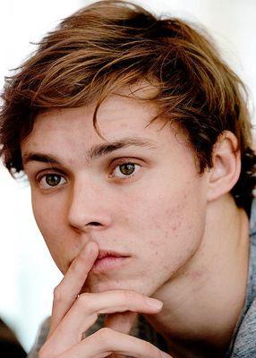 Go Follow @Alicia_or_Ally she loves 5SOS and rock music! shes a kind and funny person!